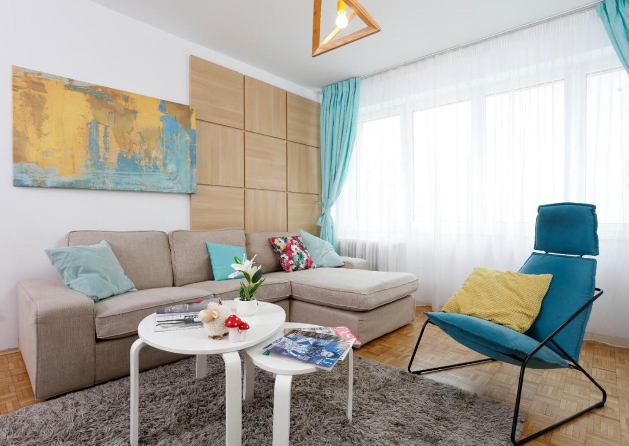 Lovely 2 Bedroom Apartment Near Old Town Bucureşti Eksteriør bilde