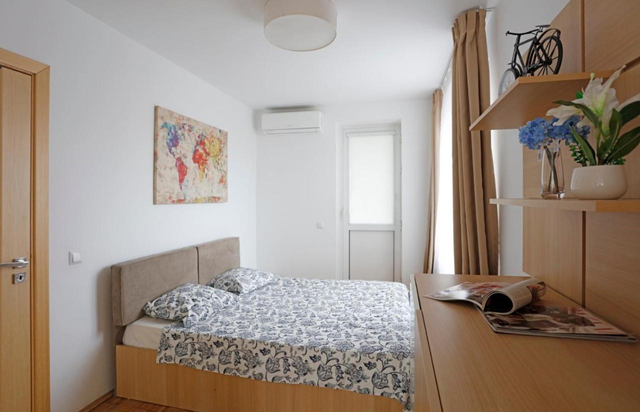 Lovely 2 Bedroom Apartment Near Old Town Bucureşti Eksteriør bilde